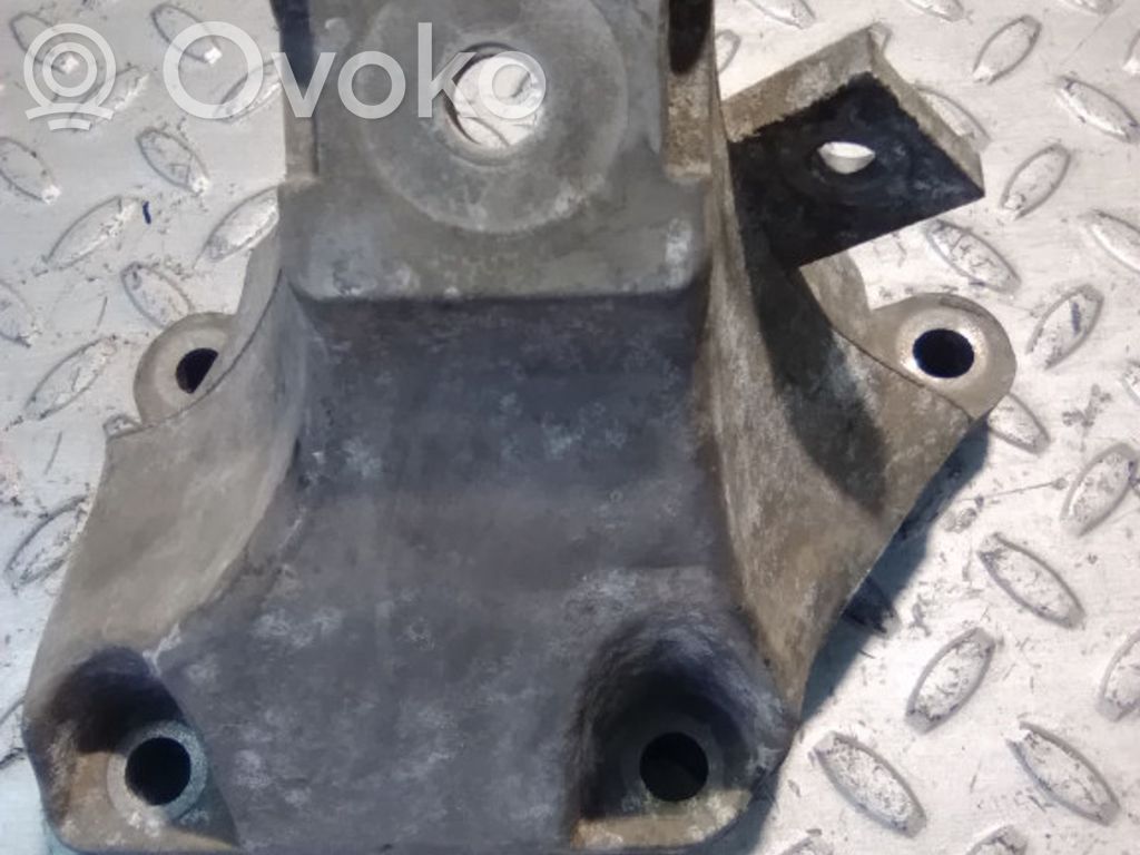 Engine mounting bracket   4F0199308AB