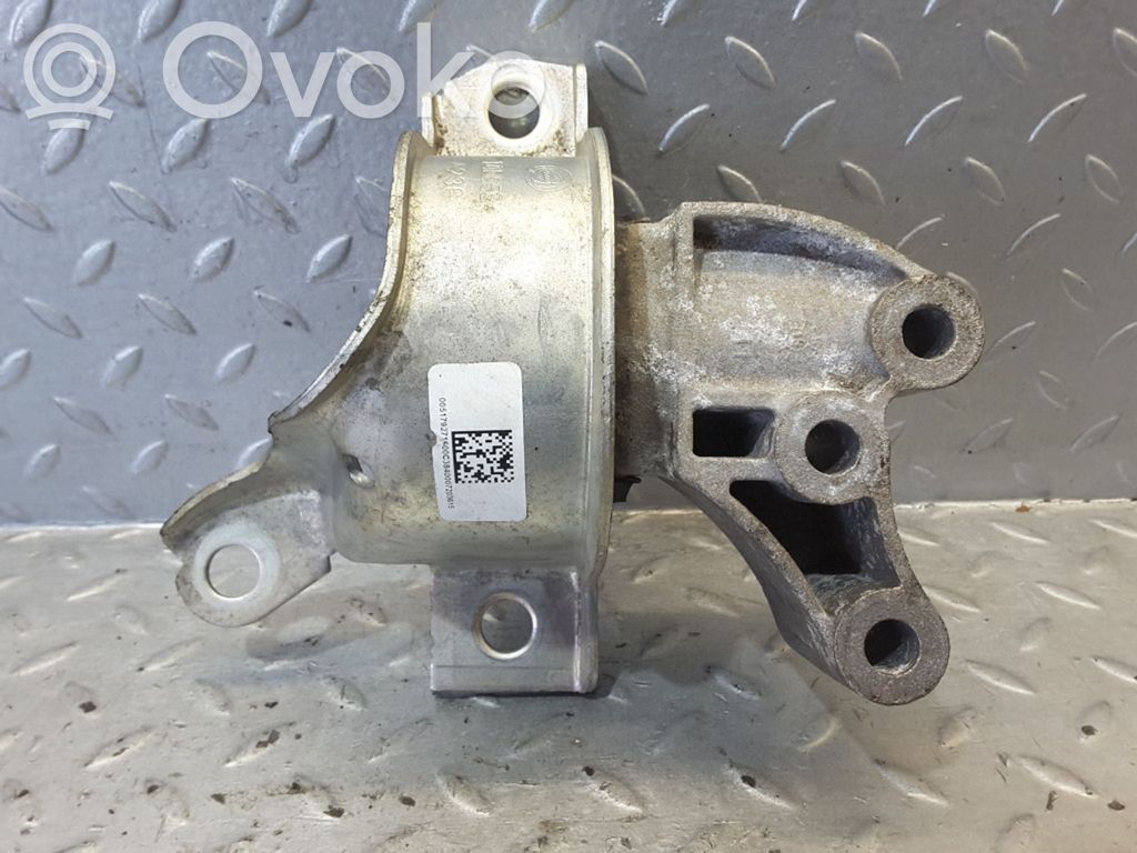 Fiat 500 Engine mount bracket 