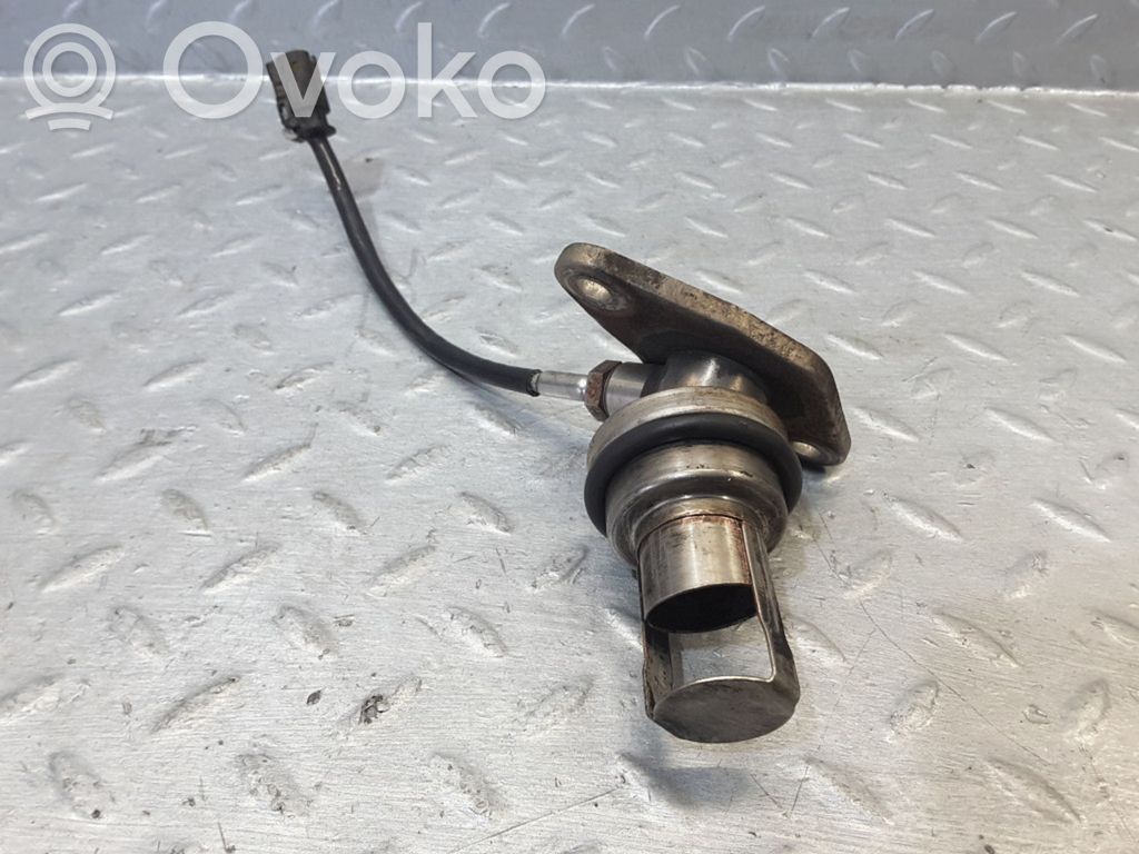 BMW 5 F10 F11 EGR thermostat 