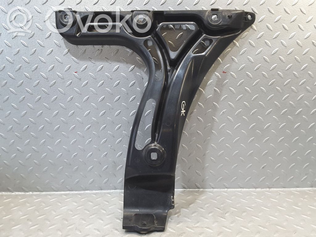 Rear bumper mounting bracket   7178185