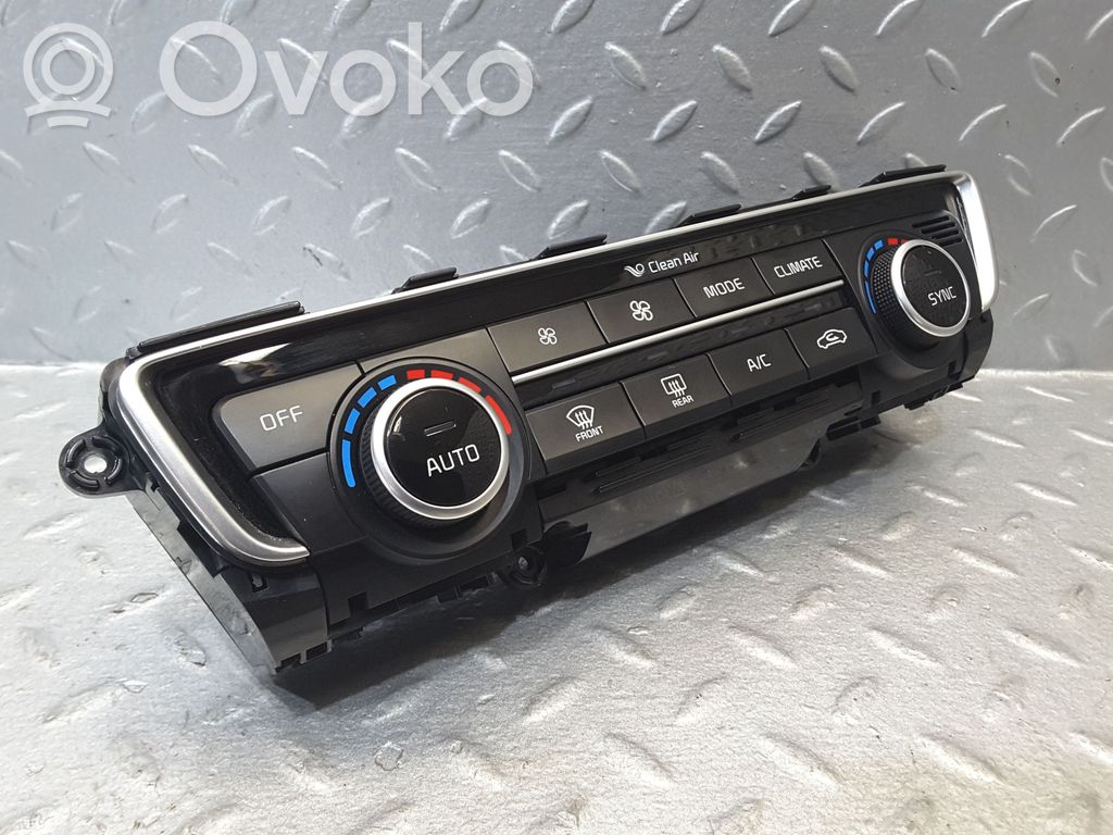 KIA Optima Climate control unit 