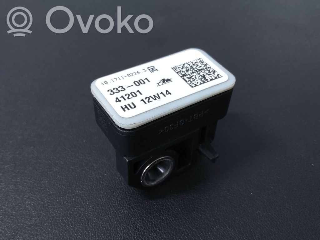 Volkswagen Touareg II Airbag deployment crash/impact sensor 