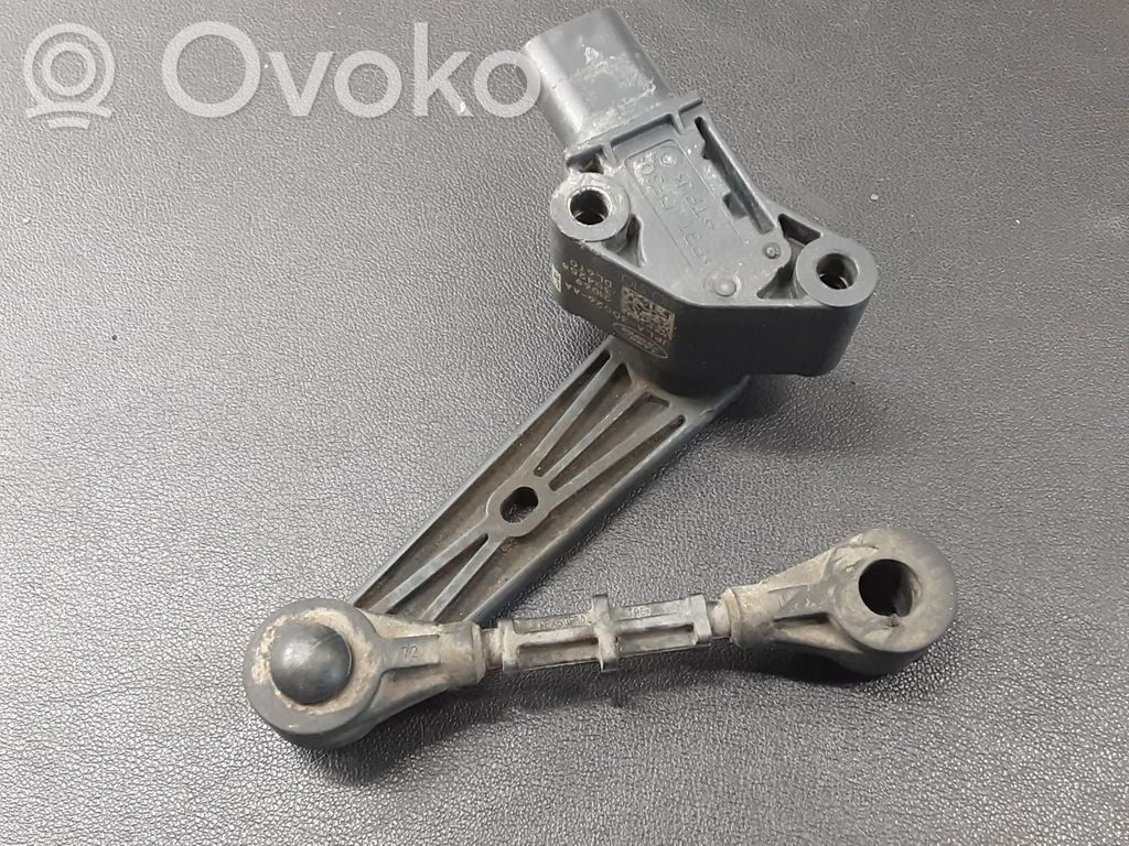 Land Rover Defender Headlight/headlamp level sensor 