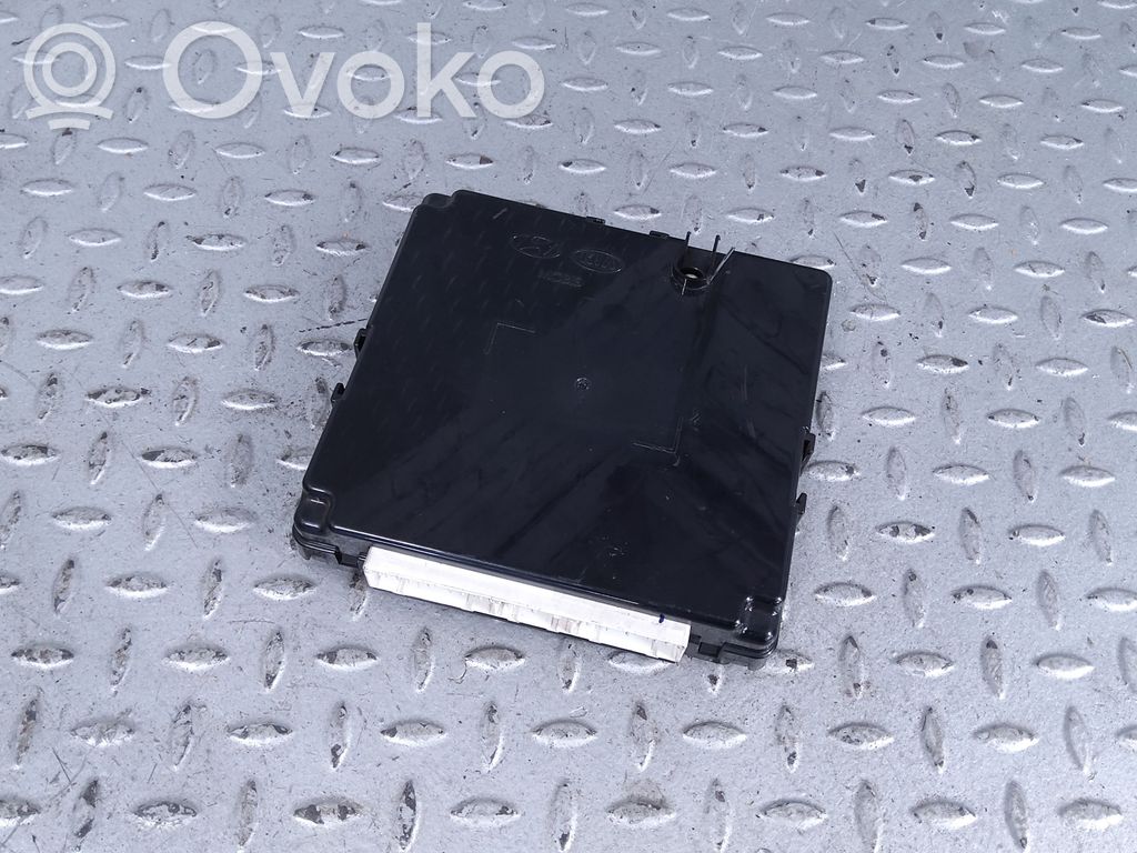 KIA Ceed Keyless (KESSY) go control unit/module 