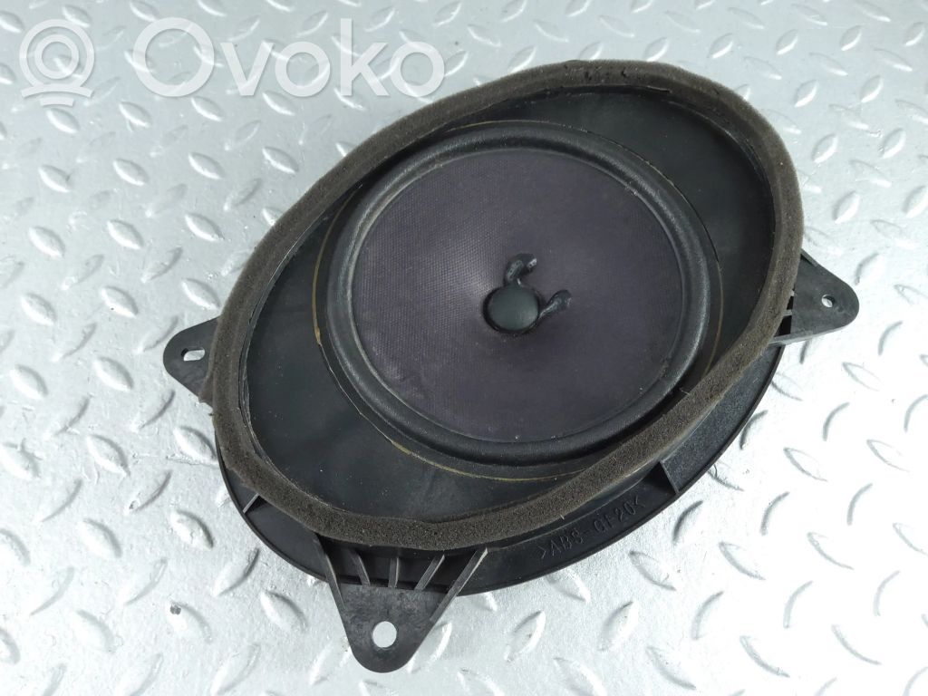 Subaru Outback (BS) Front door speaker 