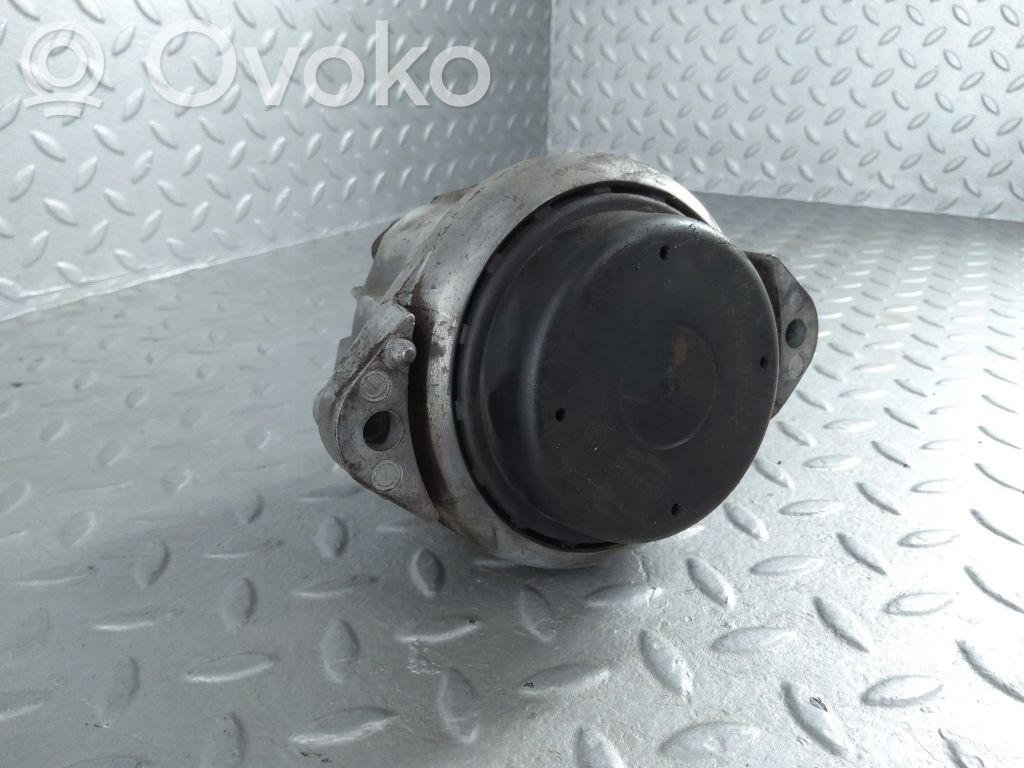 BMW 1 E81 E87 Engine mount bracket 