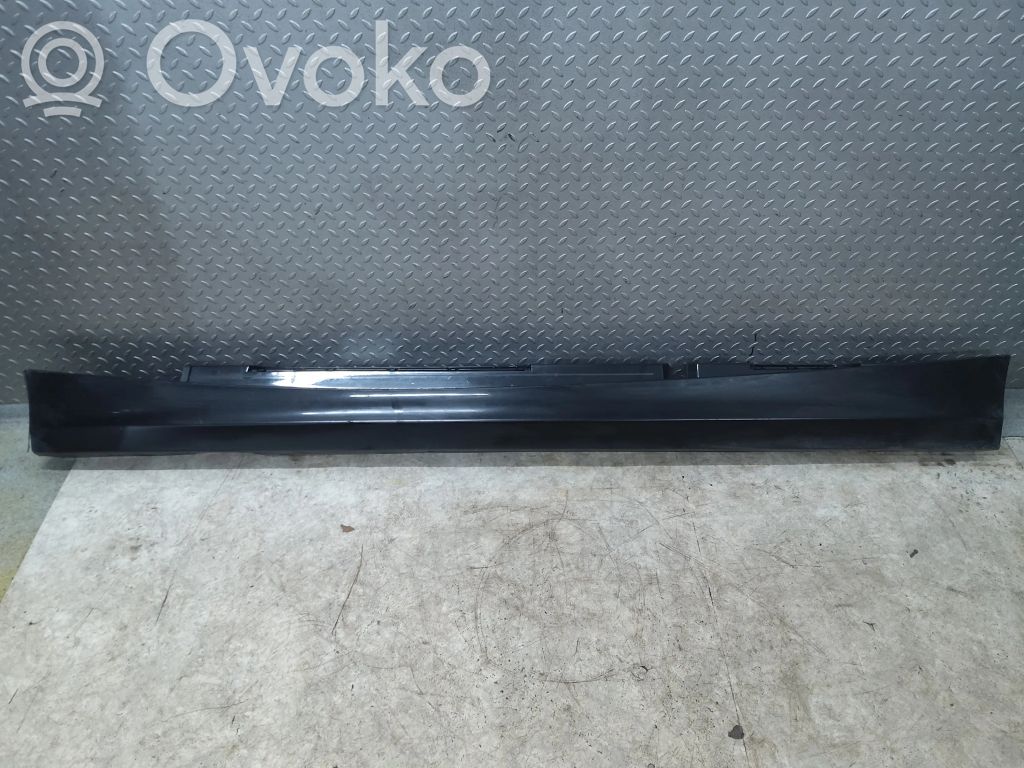BMW 1 E81 E87 Sill 