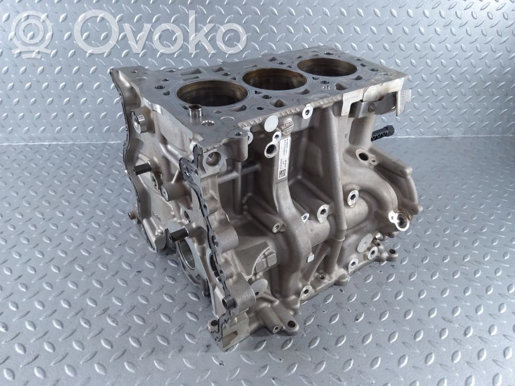 BMW 1 F40 Engine block 