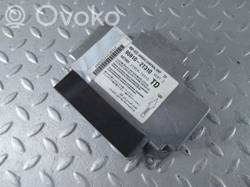 KIA Optima Oro pagalvių valdymo blokas 