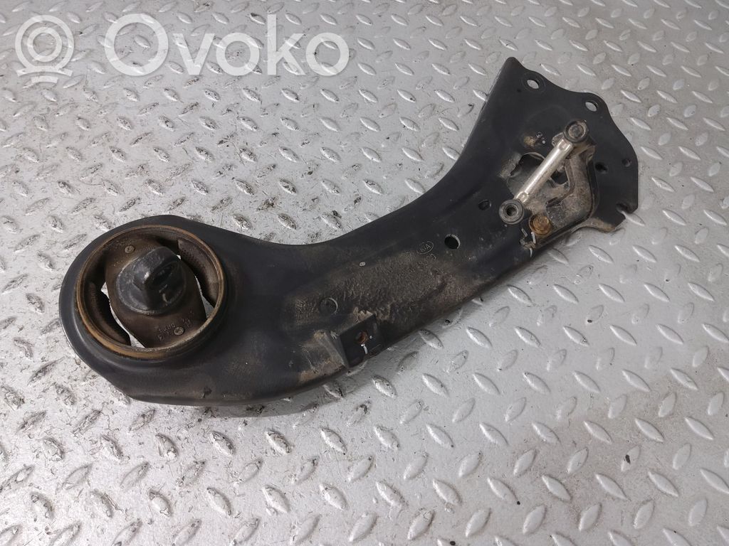 KIA Optima Górny wahacz tylny 