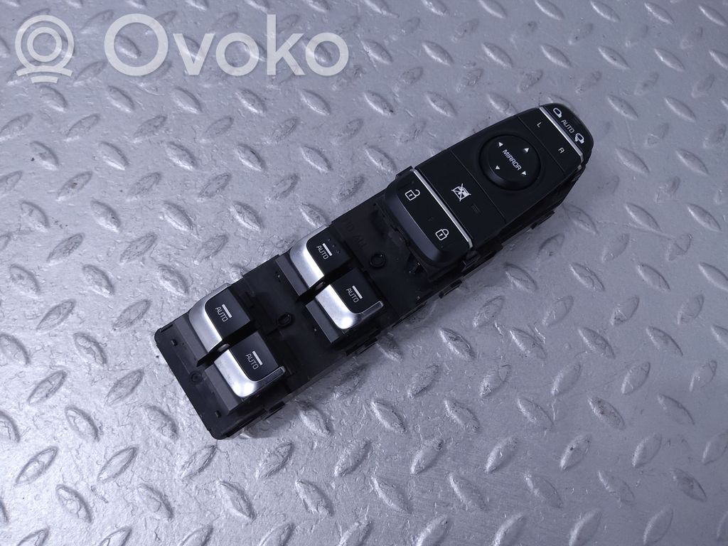 KIA Optima Electric window control switch 