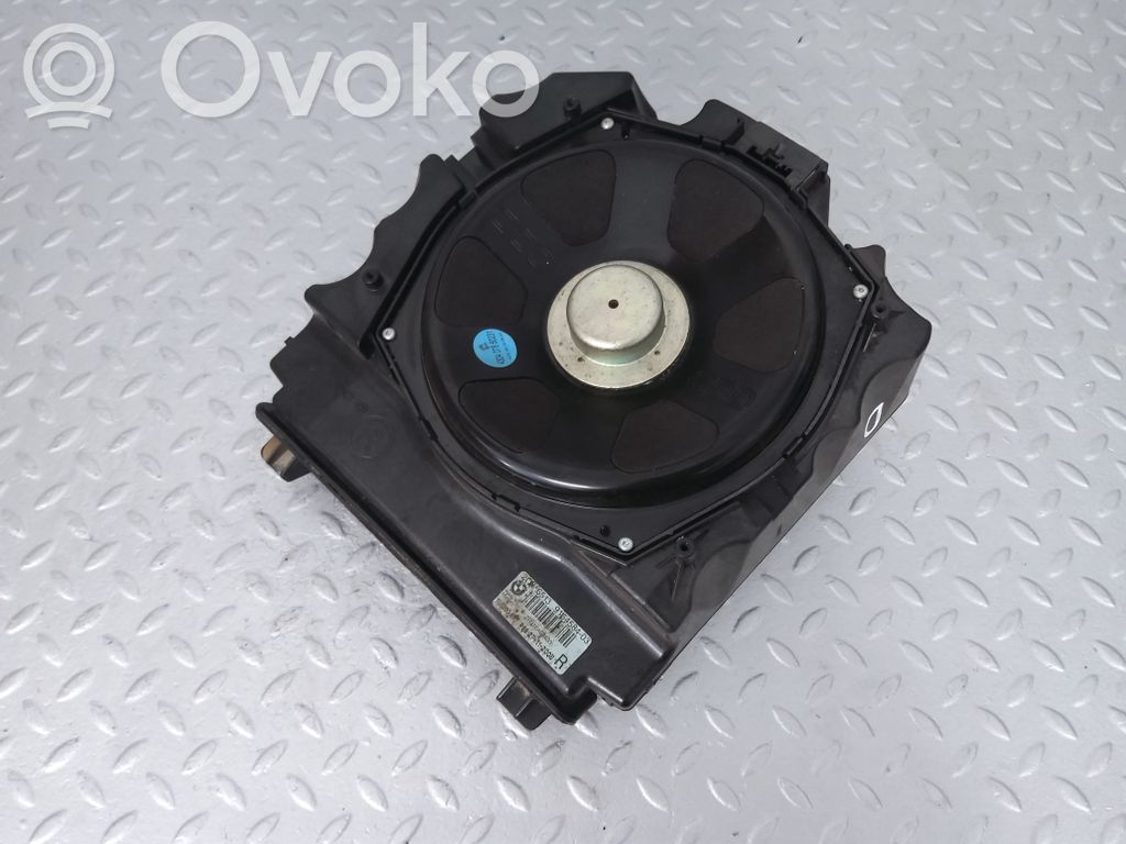 BMW 5 GT F07 Subwoofer 