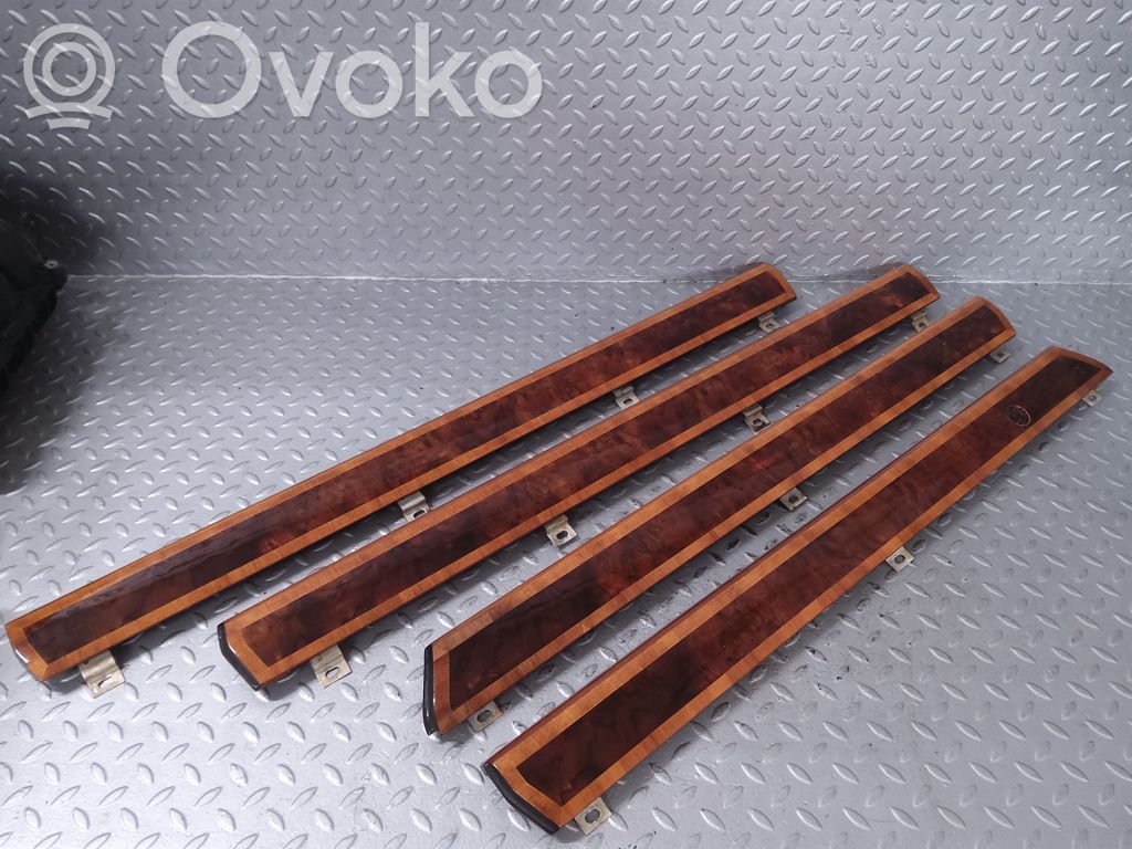 Oviverhoilusarja   UW13278,UW12711,UW12712,UW13249,UW13250,UW13279