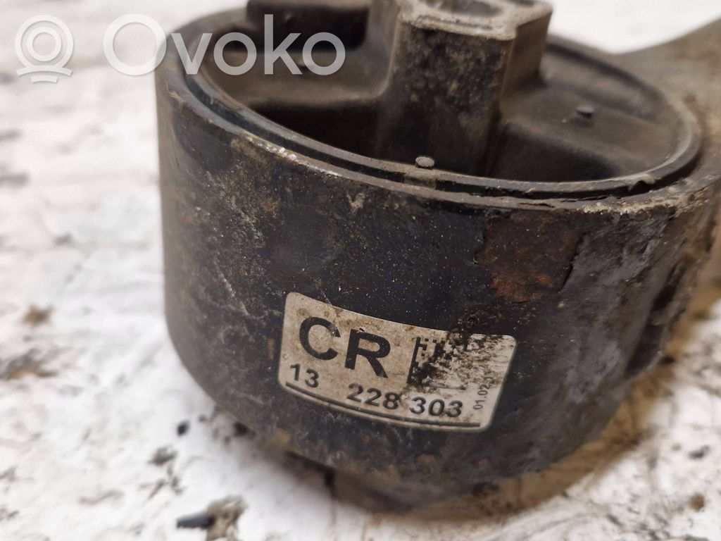 Saab 9-5 Engine mount bracket 