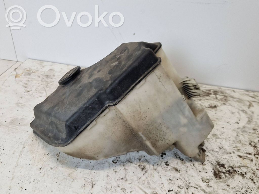 BMW Z4 E85 E86 Logu šķidruma tvertne 
