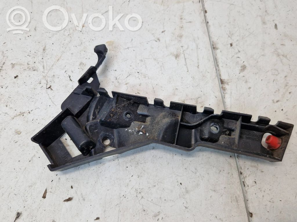 Saab 9-5 Front bumper mounting bracket 