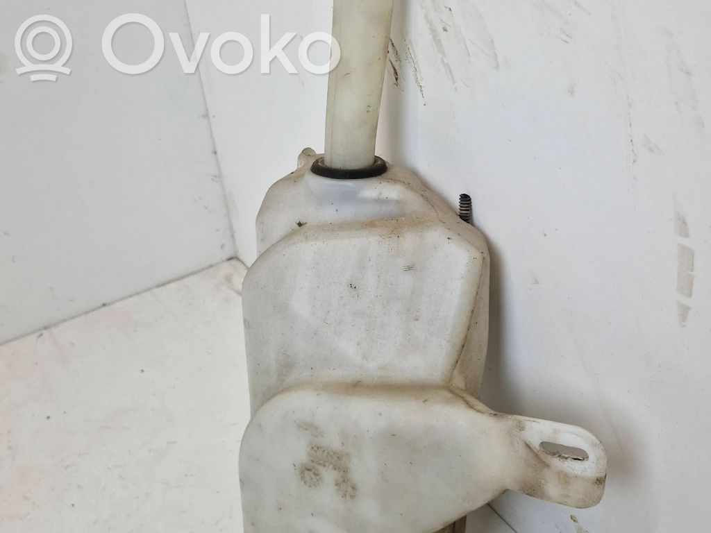 Saab 9-5 Zbiornik płynu do spryskiwaczy szyby przedniej / czołowej 