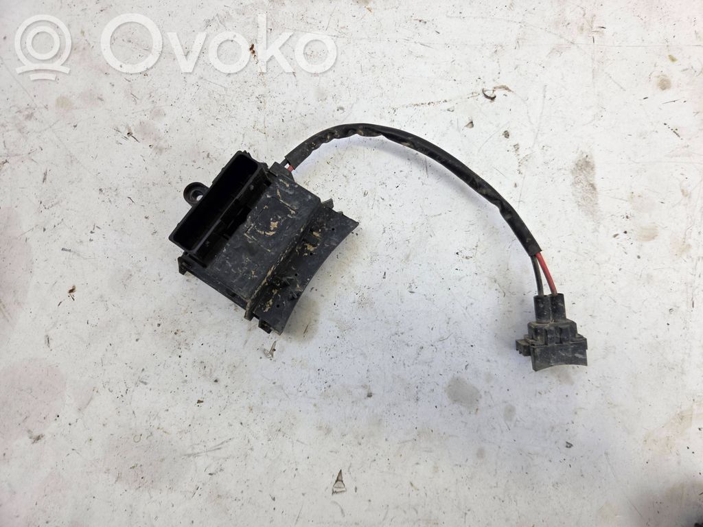 Saab 9-3 Ver2 Coolant fan relay 