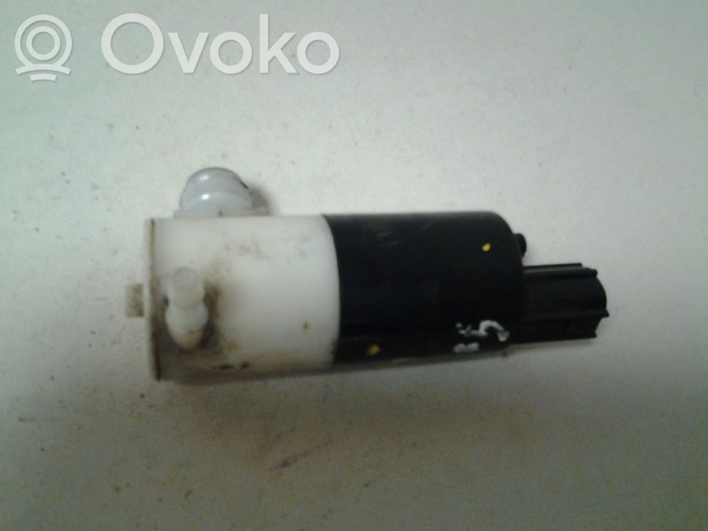 Windscreen/windshield washer pump