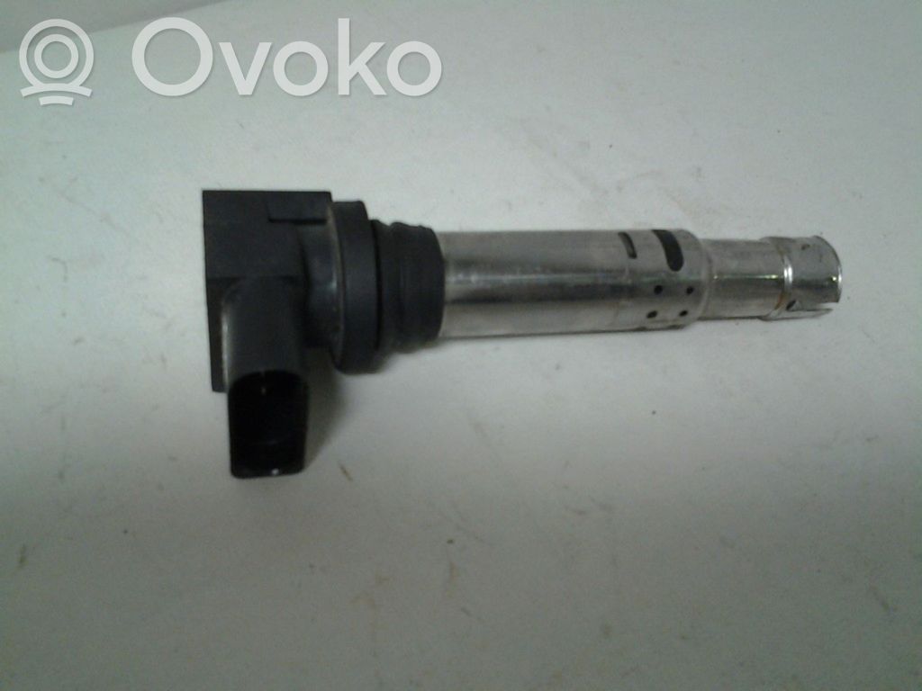 Bobina de encendido de alto voltaje   036905715F