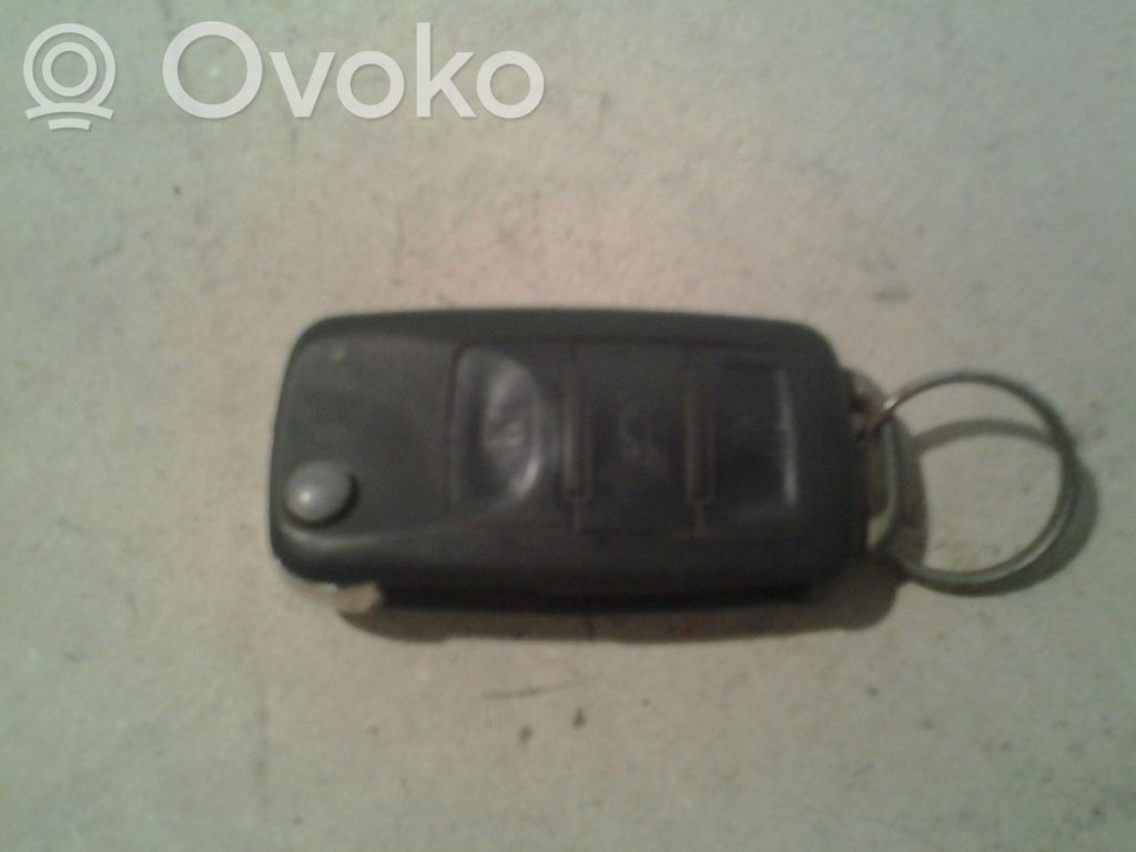 Audi A8 S8 D3 4E Ignition key/card 