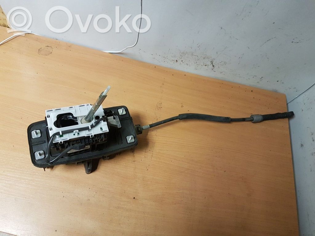Lewarek zmiany biegów / górny   8K2713041AC