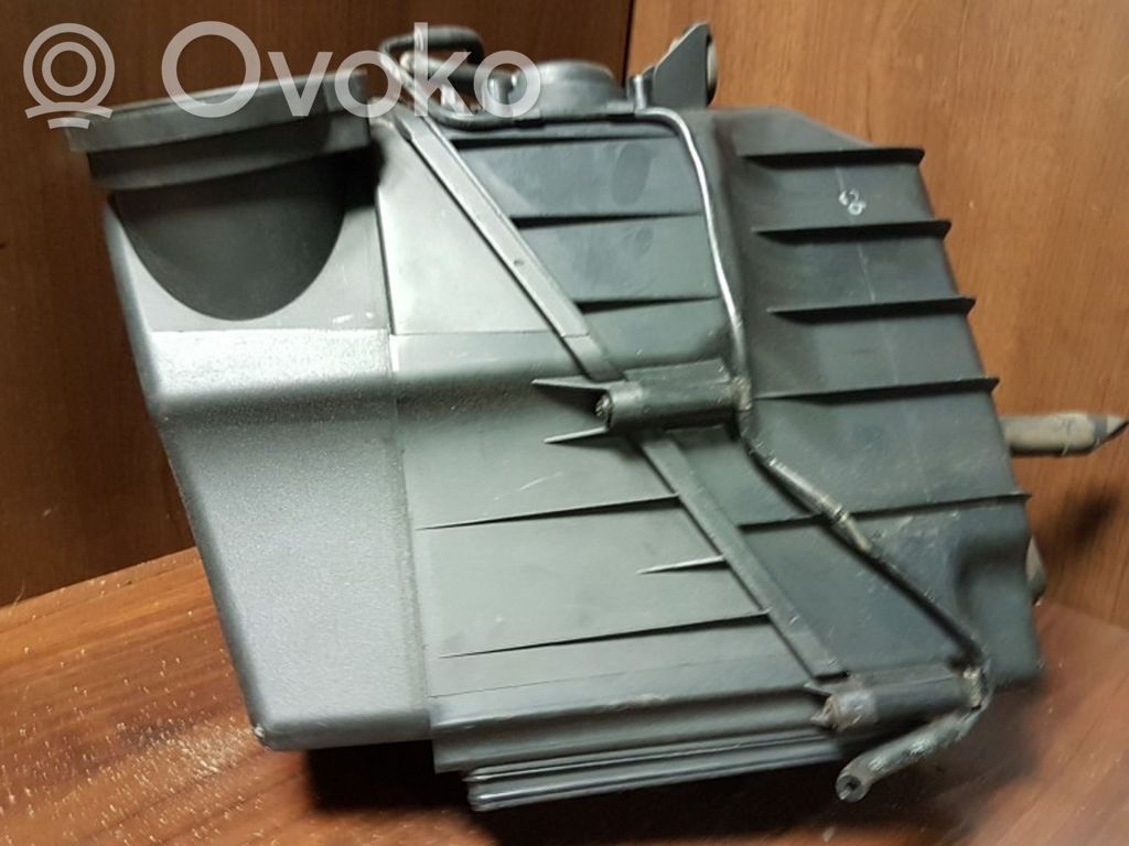 Audi A8 S8 D3 4E Air filter box 