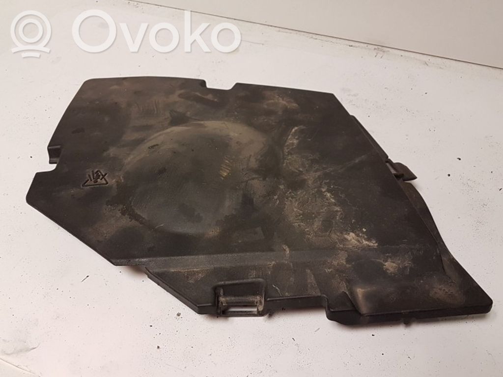 Audi A8 S8 D3 4E Vase d'expansion / bouchon de réservoir de liquide de refroidissement 
