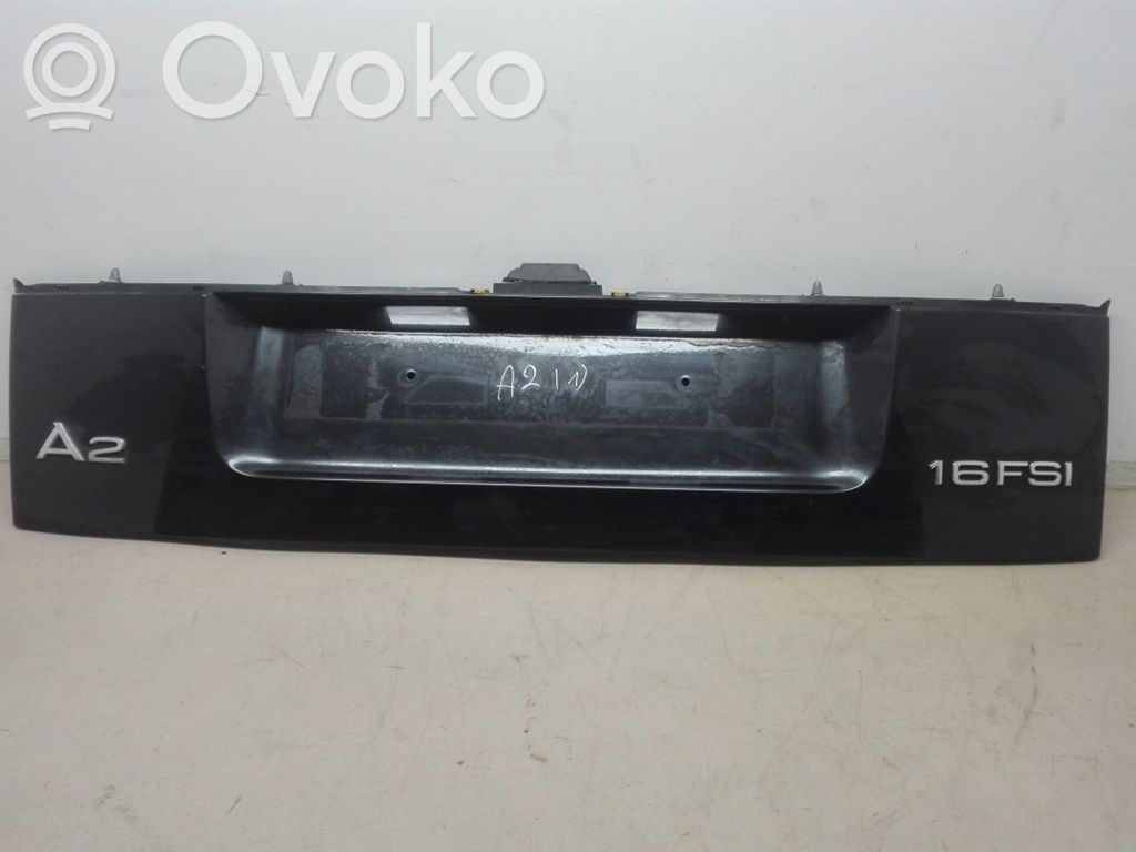 Audi A2 Numerių laikiklis 