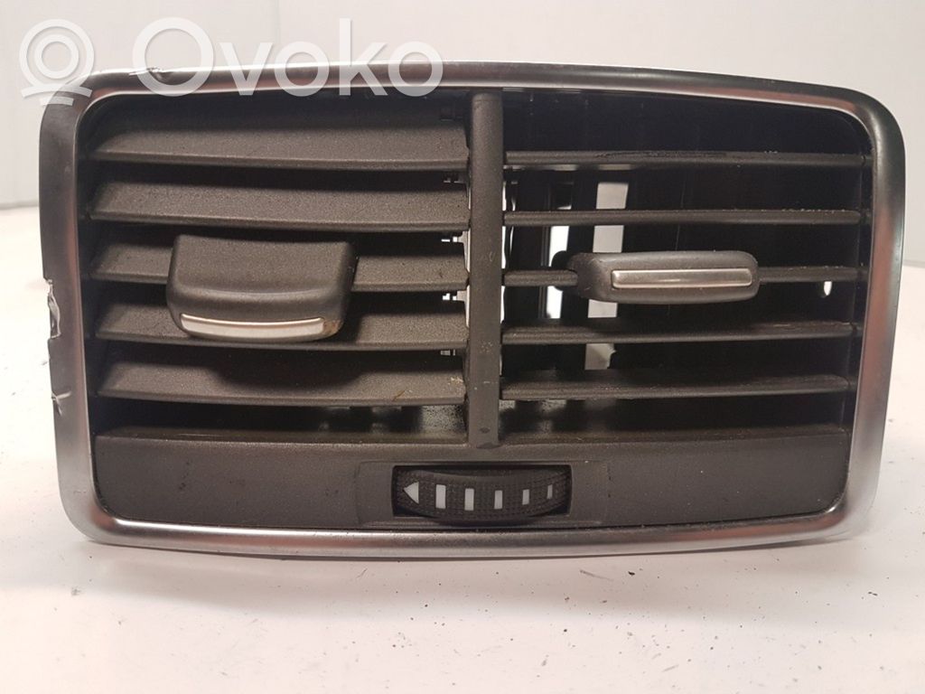 Audi A6 S6 C6 4F Rear air vent grill 