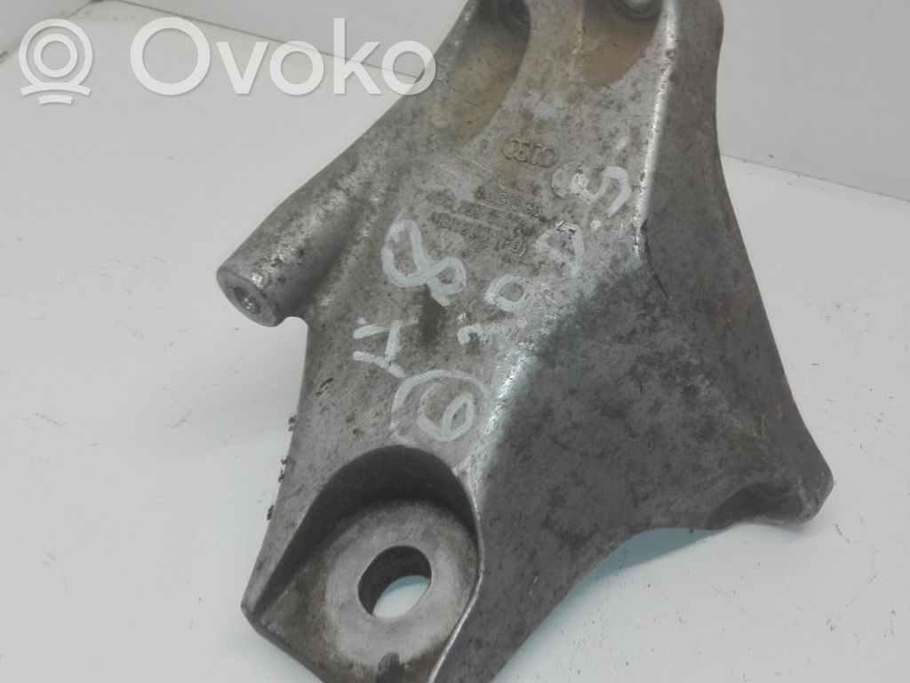Audi A8 S8 D3 4E Gearbox mounting bracket 