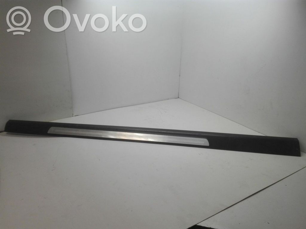 Audi A6 S6 C6 4F Listwa progowa przednia 