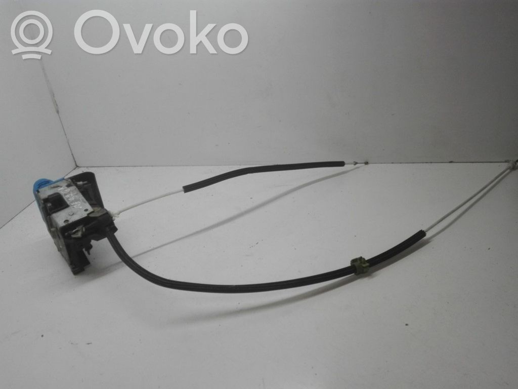 Audi A8 S8 D2 4D Takaoven lukko 