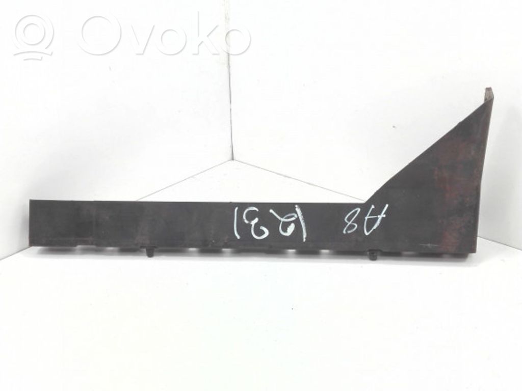 Audi A8 S8 D3 4E Galinis laikiklis bamperio 