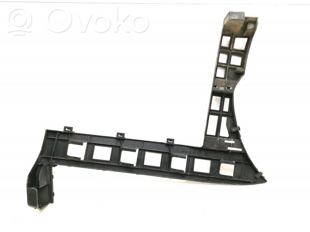 Volkswagen PASSAT B6 Soporte de montaje del parachoques trasero 