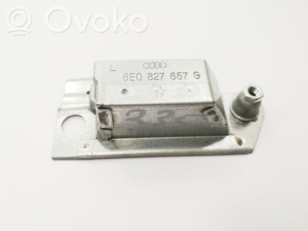 Audi A8 S8 D4 4H Éclairage de plaque d'immatriculation 