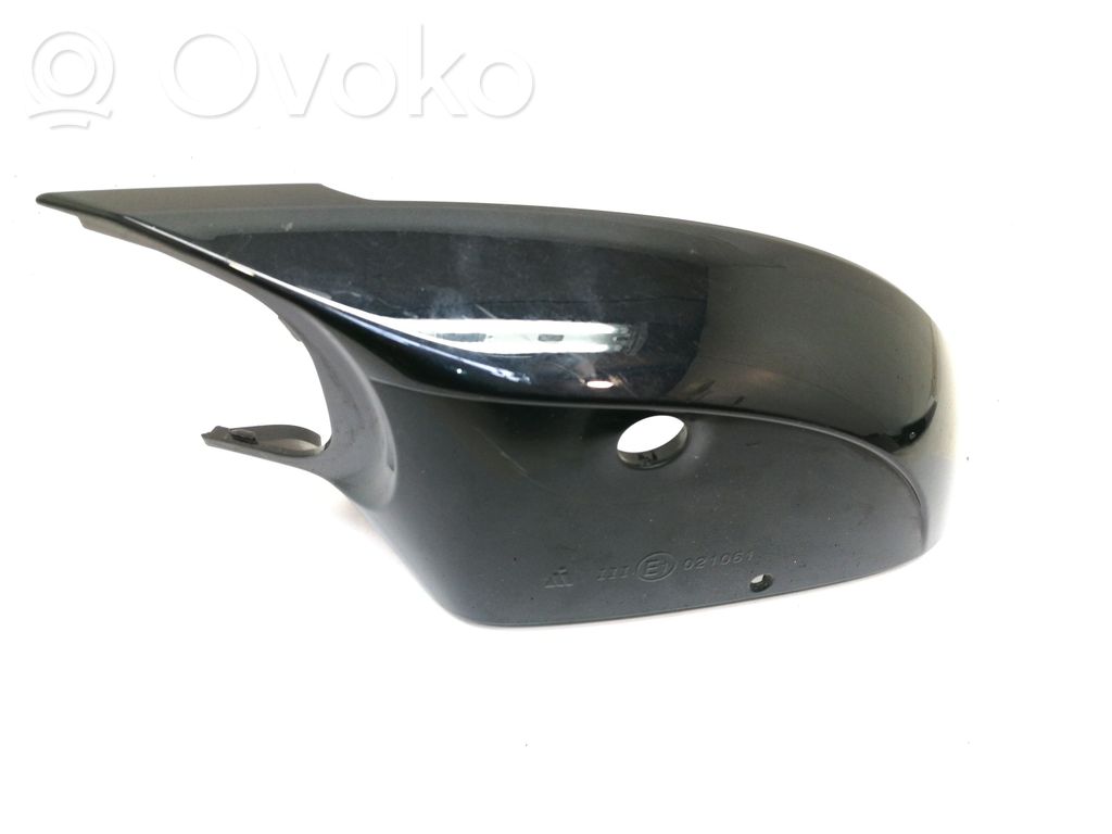 Audi A8 S8 D4 4H Veidrodėlio plastikinė apdaila 