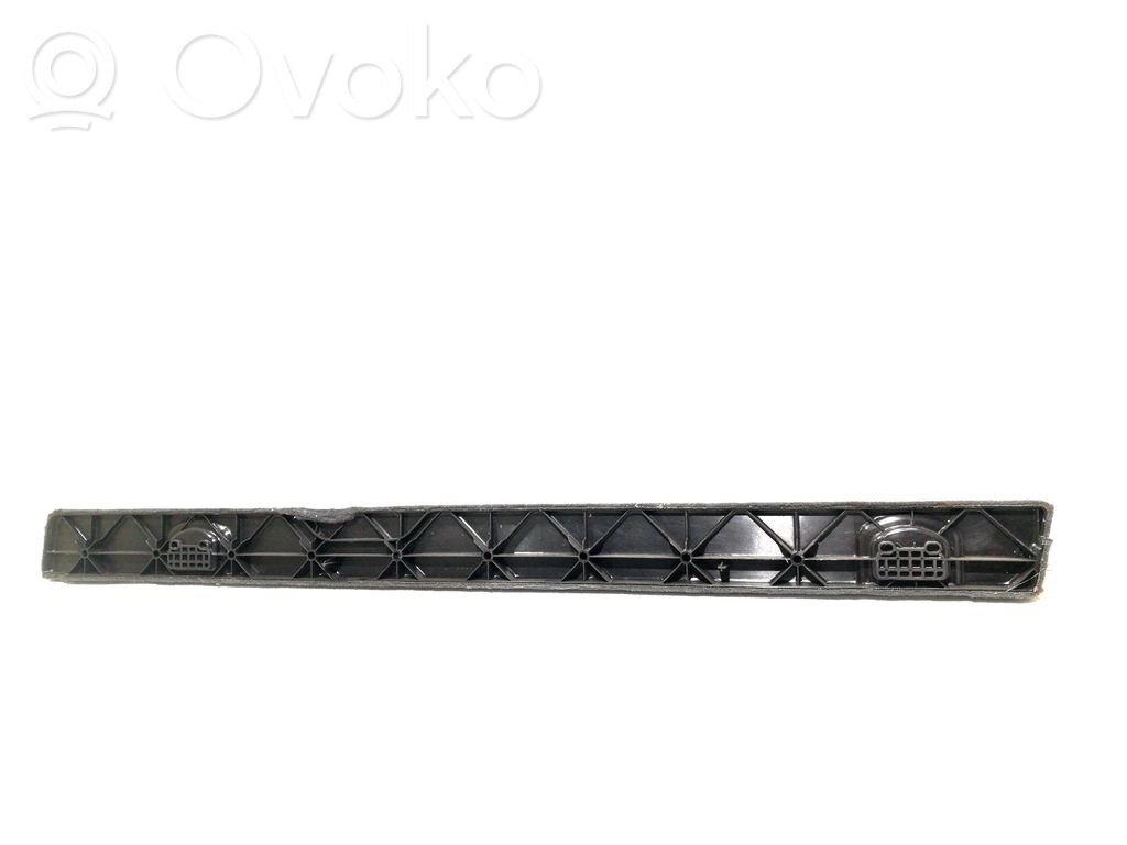 Audi Q7 4L Dolny panel schowka koła zapasowego 