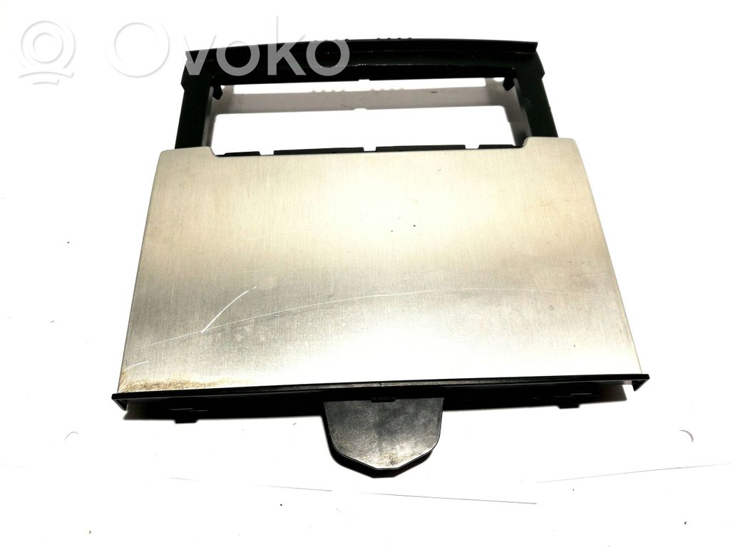 Audi A6 S6 C7 4G Panel popielniczki deski rozdzielczej 