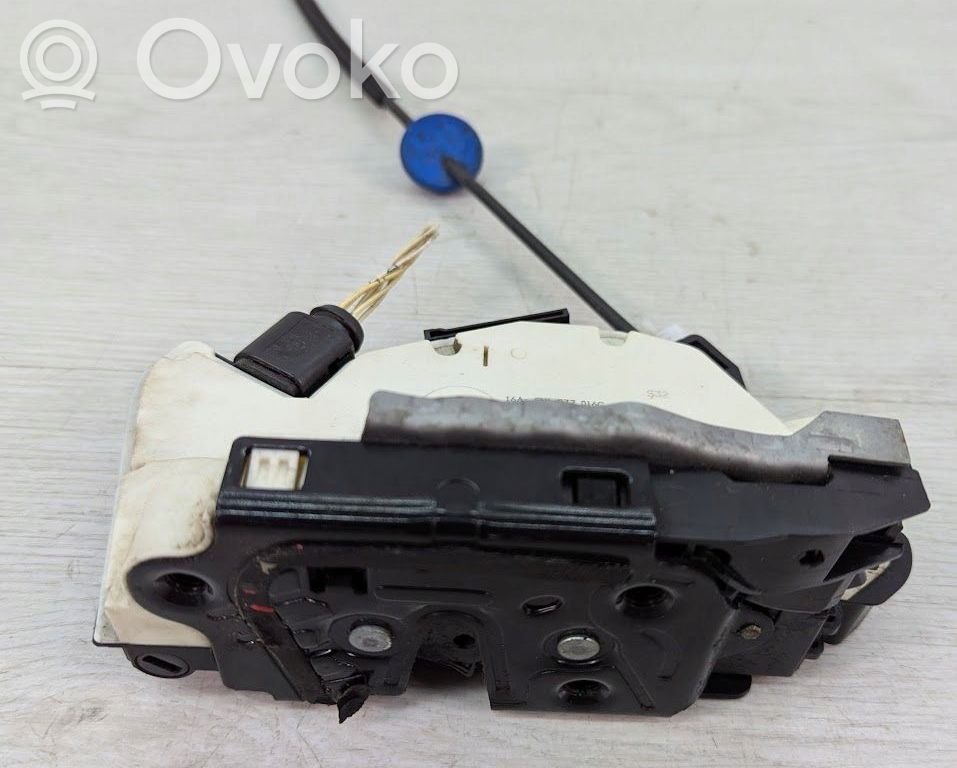 Volkswagen Scirocco Zamek drzwi przednich 