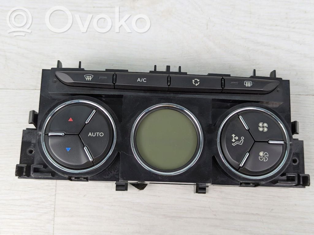 Citroen DS3 Climate control unit 
