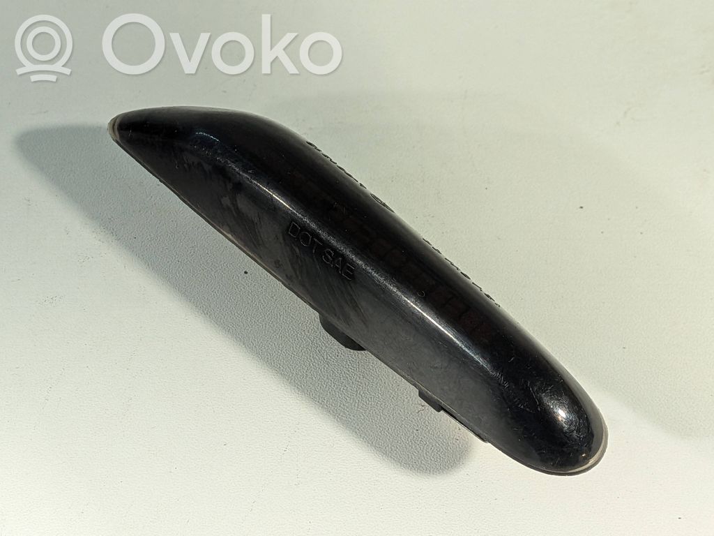 BMW 3 E92 E93 Front fender indicator light 