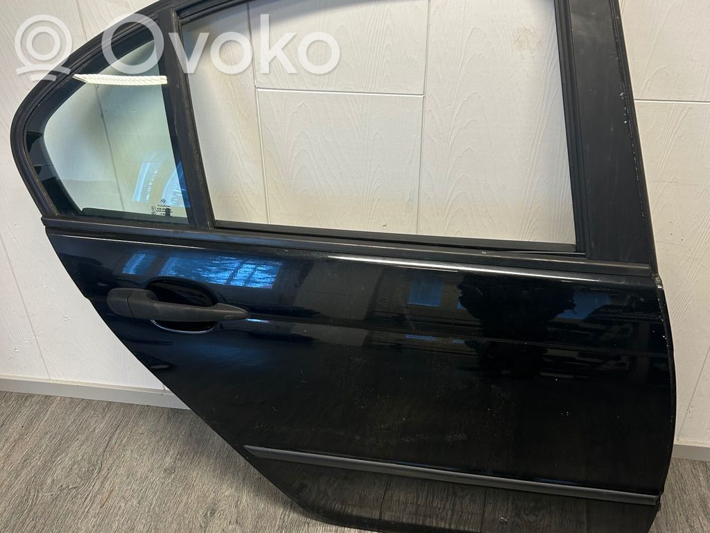 Rear door