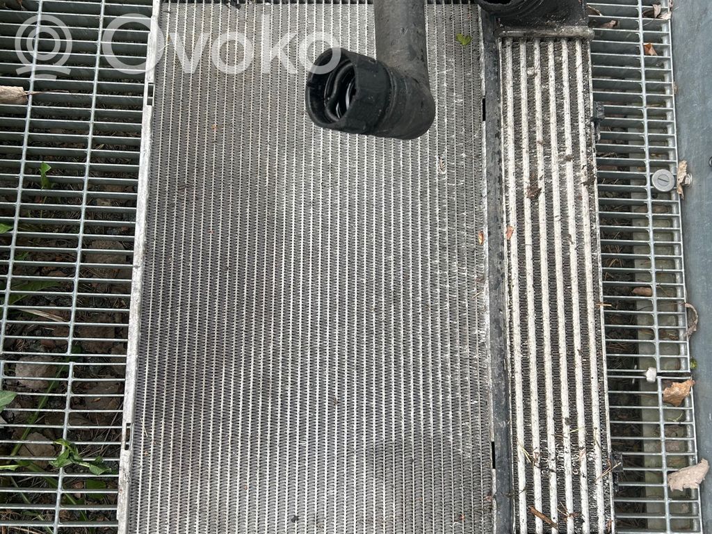 Coolant radiator   781024001