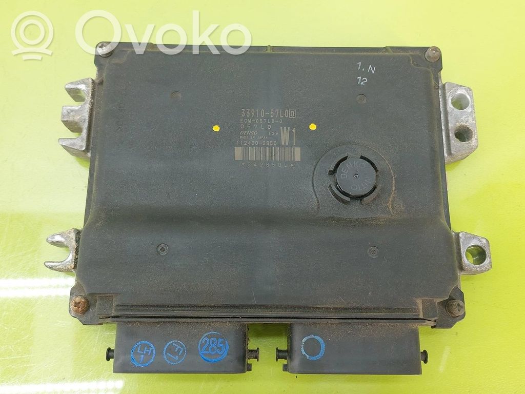 Suzuki Kizashi Engine control unit/module 