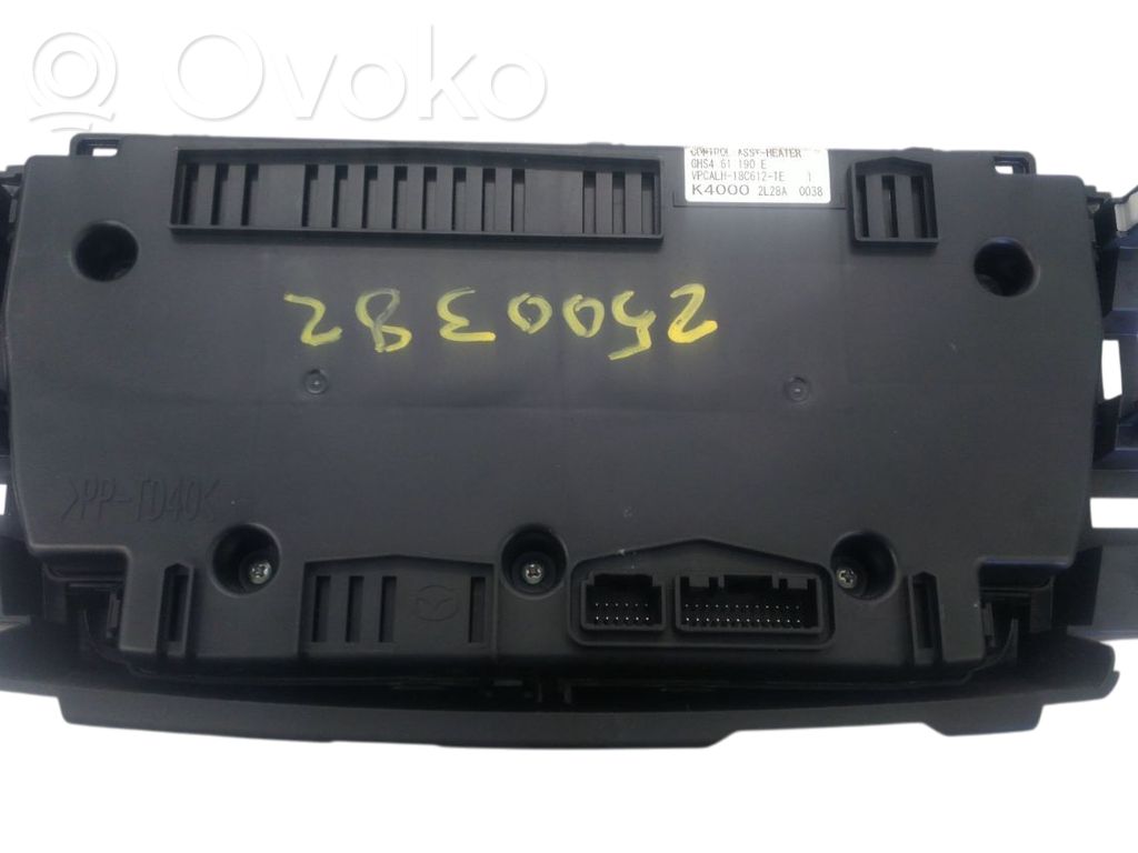 Climate control unit   GHS461190E