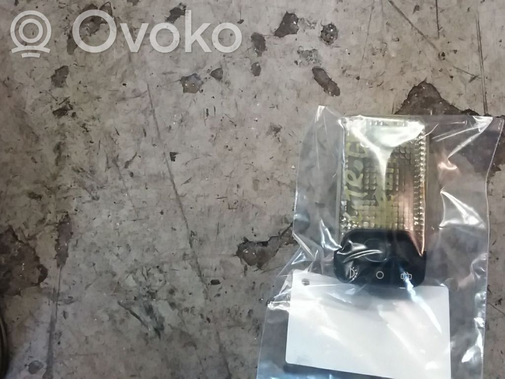 Citroen Berlingo Éclairage lumière plafonnier avant