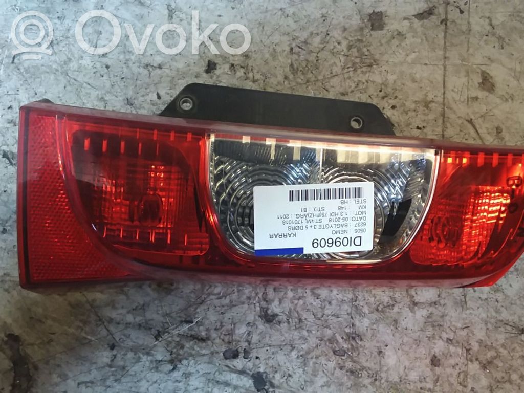 Rear/tail lights