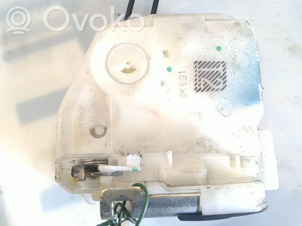 Mitsubishi Space Star Motor de bloqueo de puertas 