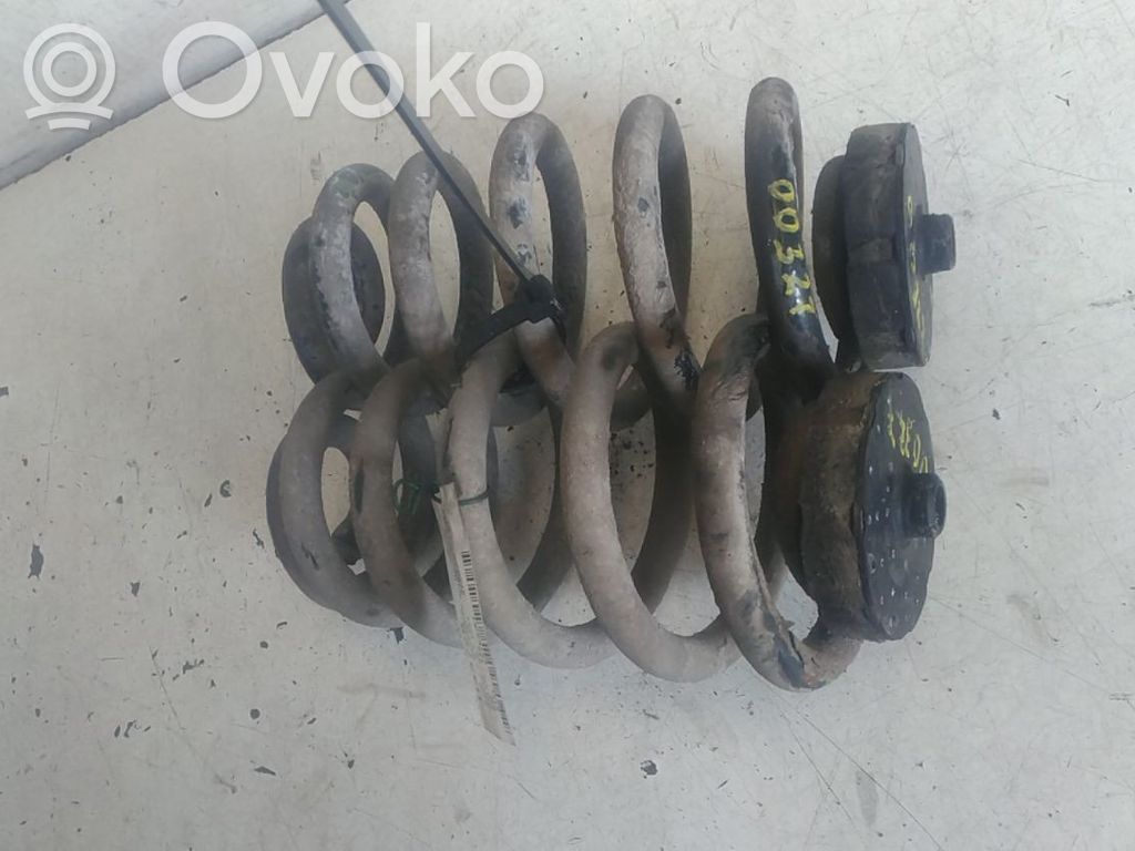Audi A4 S4 B6 8E 8H Sprężyna tylna 